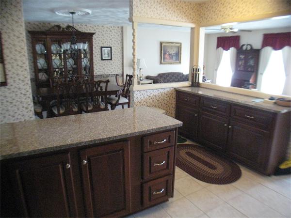 65 Pontiac Road Somerset, MA 02726 - Photo 10 of 21 Gallery Image 10