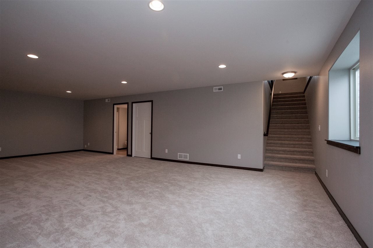 331 Amy Street, Unit A Swisher, IA 52338 - Photo 18 of 23 Gallery Image 18