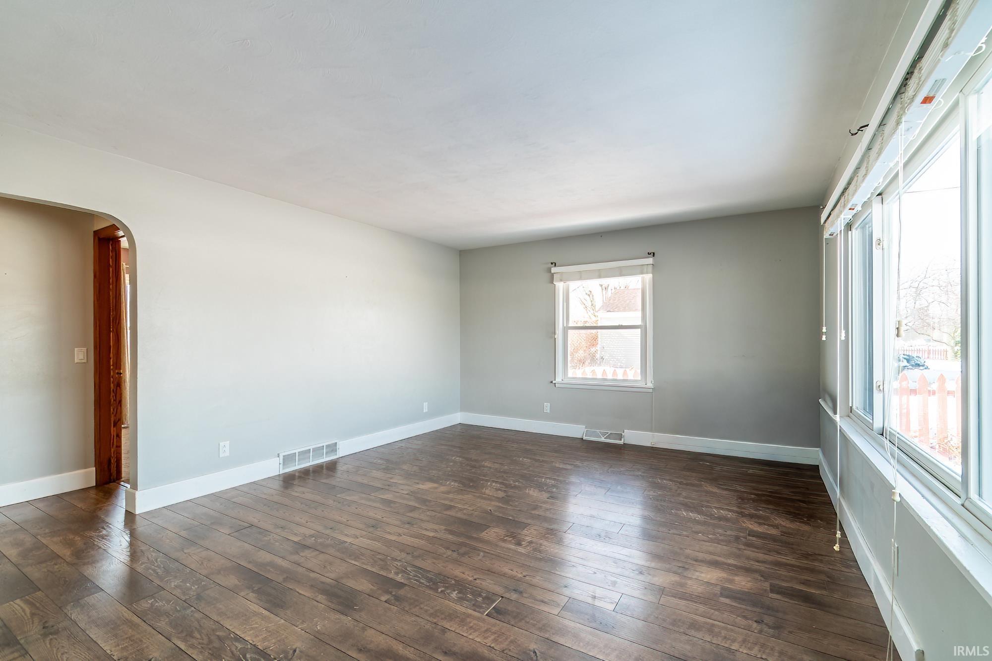 11934 Grabill Road Leo, IN 46765 - Photo 7 of 30