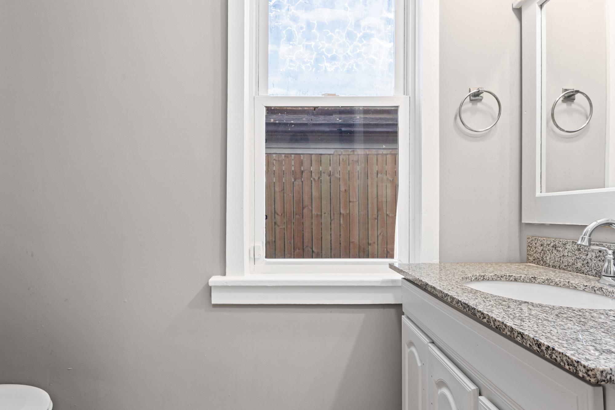 137 Cayuga Street St. Paul, MN 55117 - Photo 12 of 39