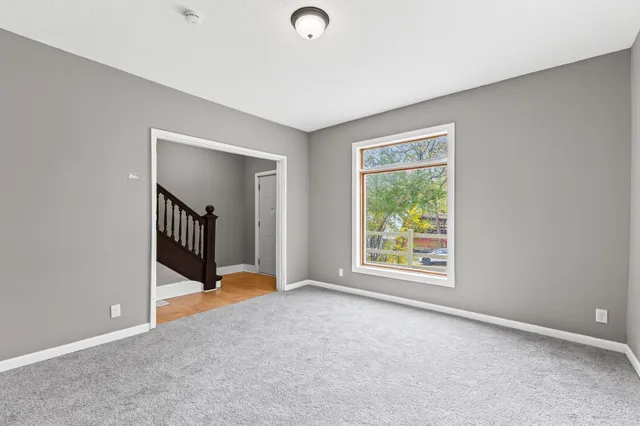 $250,000 | 137 Cayuga Street, St. Paul, MN 55117