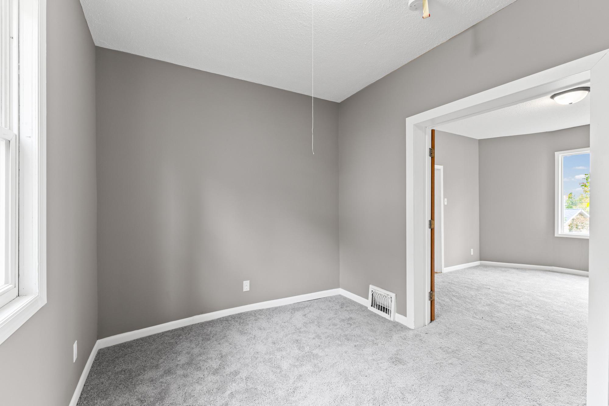 137 Cayuga Street St. Paul, MN 55117 - Photo 18 of 39