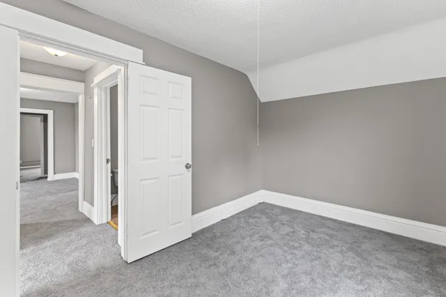 $250,000 | 137 Cayuga Street, St. Paul, MN 55117