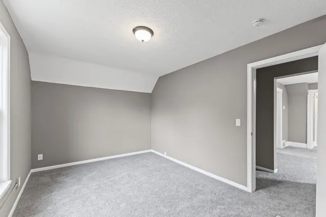 $250,000 | 137 Cayuga Street, St. Paul, MN 55117