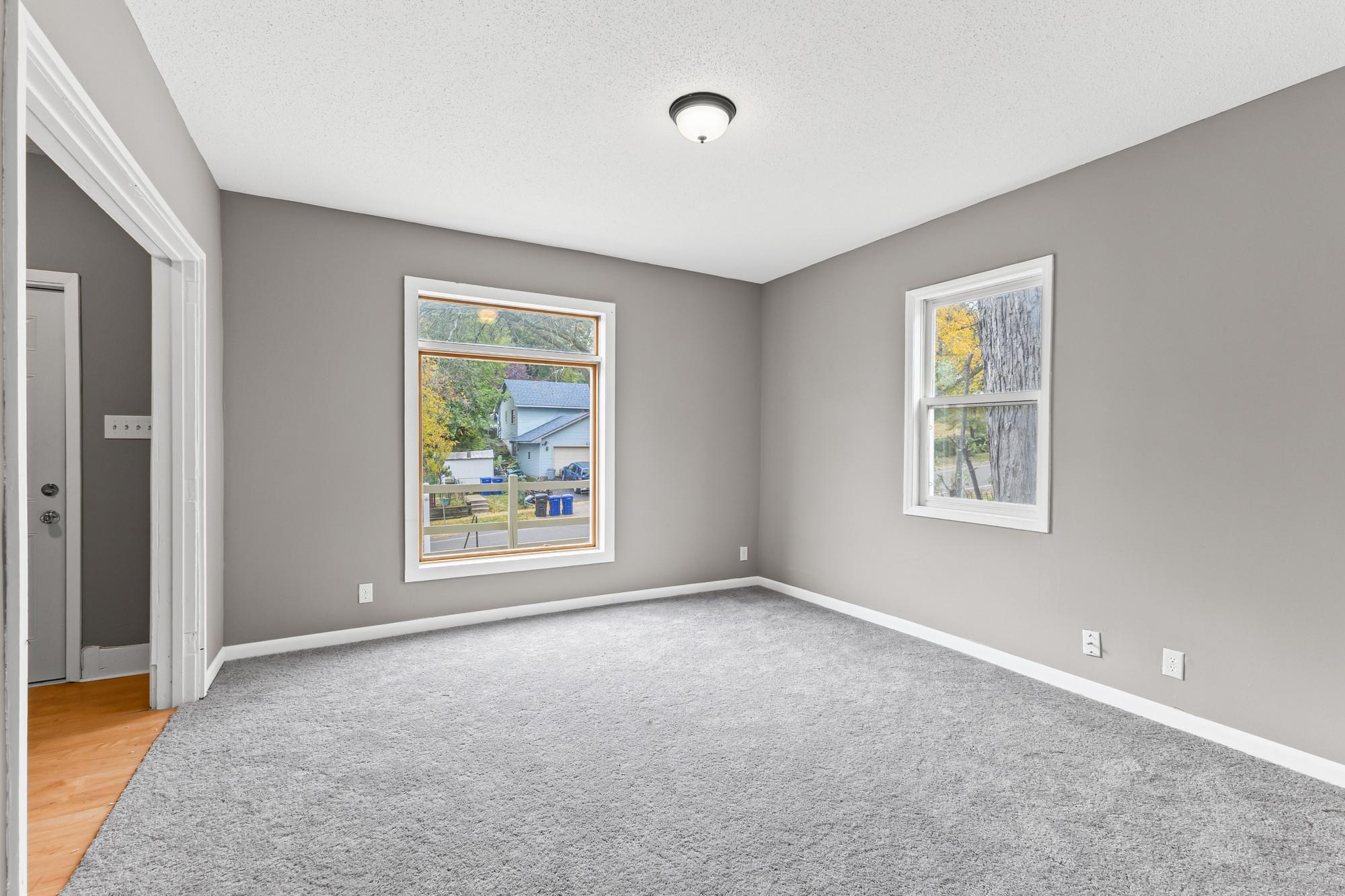 137 Cayuga Street St. Paul, MN 55117 - Photo 4 of 39