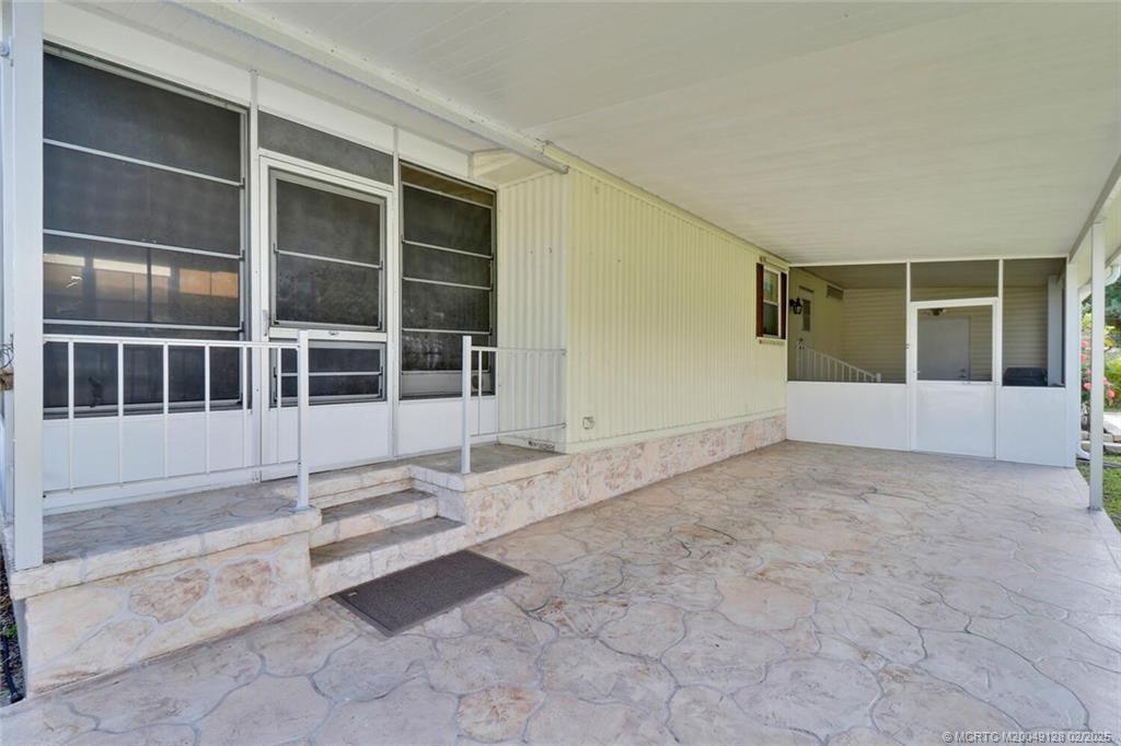 2592 Milky Way Stuart, FL 34997 - Photo 3 of 29 Gallery Image 3