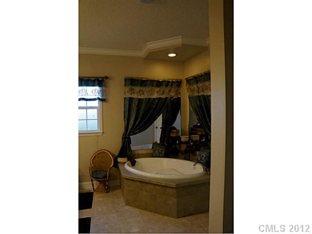 62 Murray De Bruhl Road Alexander, NC 28701 - Photo 13 of 16 Gallery Image 13
