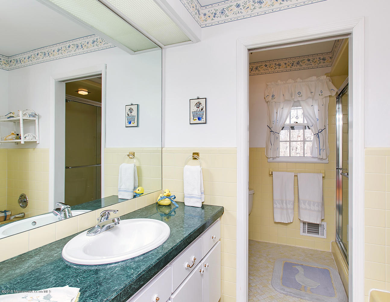 9 Woods End Road Rumson, NJ 07760 - Photo 14 of 19 Second floor full bathroom