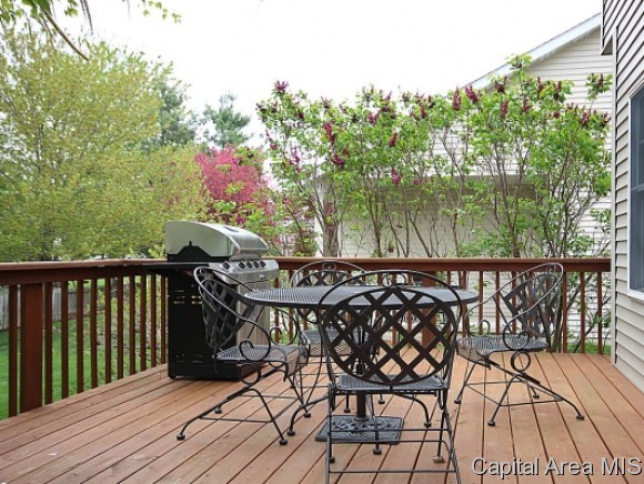 4201 Gaskell Drive Springfield, IL 62711 - Photo 2 of 21