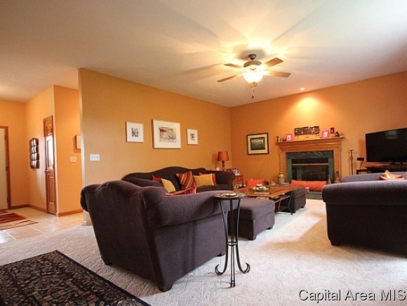 4201 Gaskell Drive Springfield, IL 62711 - Photo 5 of 21