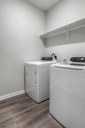 $2,200 | 1419 Avenue North, Unit 5, Huntsville, TX 77340