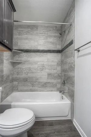 $2,200 | 1419 Avenue North, Unit 5, Huntsville, TX 77340