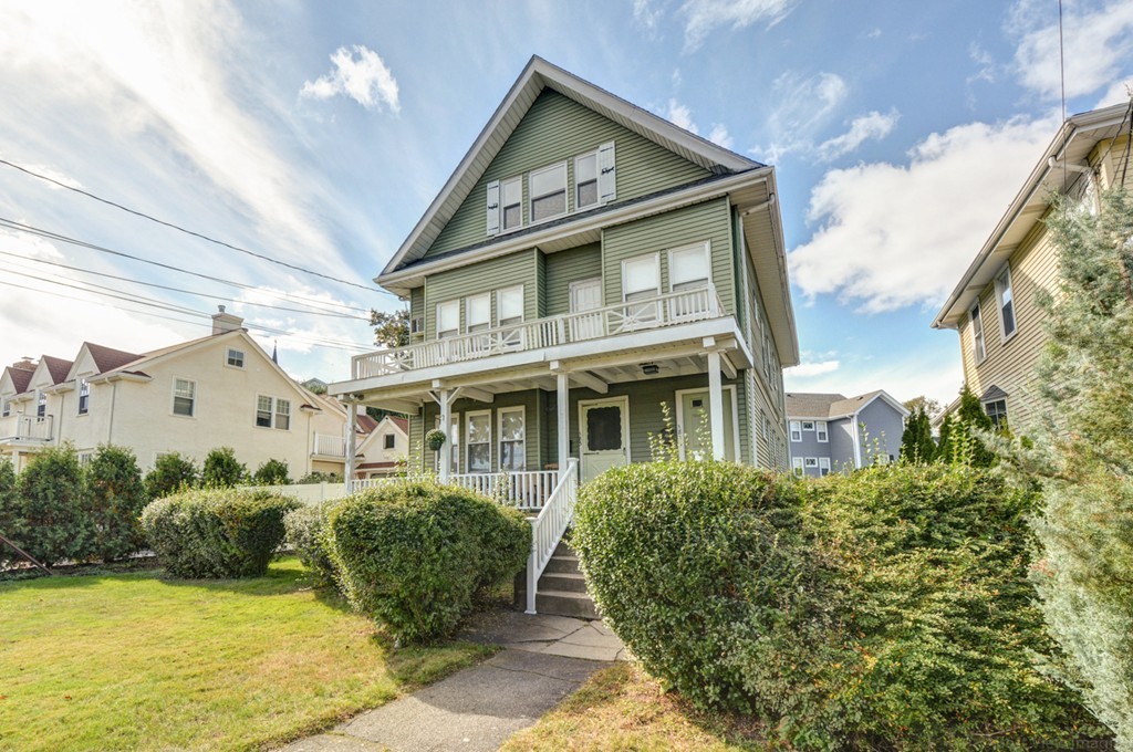 181-183 Jackson Road Newton, MA 02458 - Photo 2 of 30 Gallery Image 2