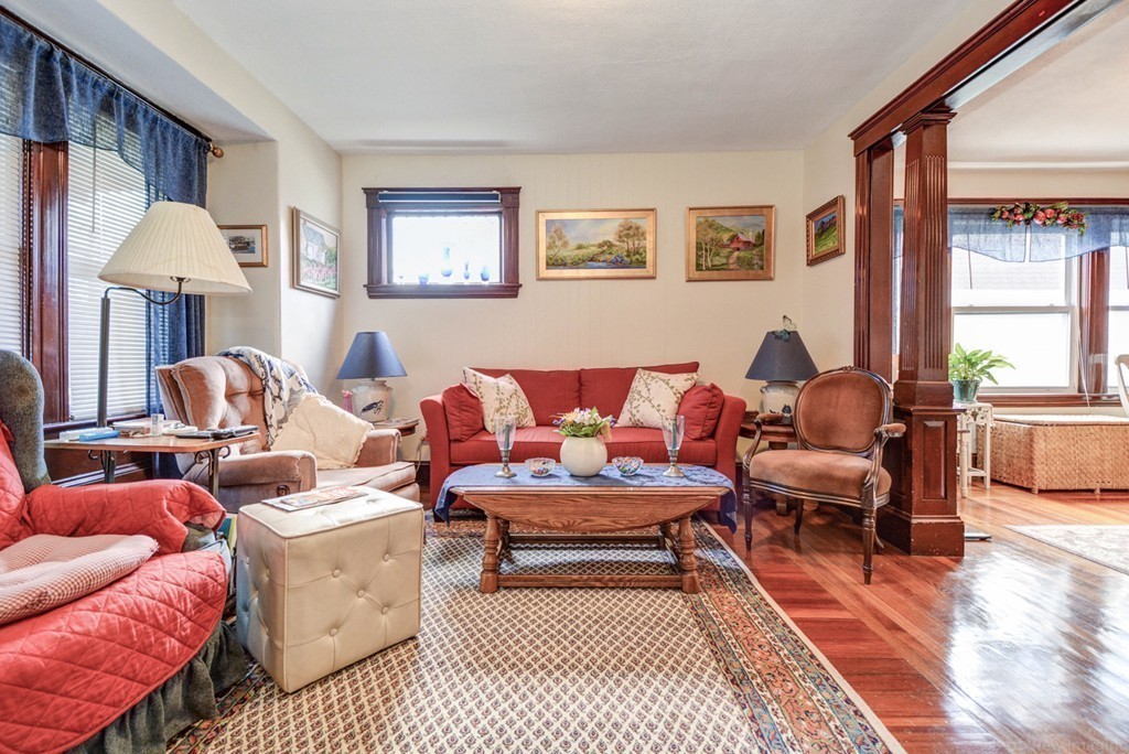 181-183 Jackson Road Newton, MA 02458 - Photo 9 of 30 Gallery Image 9