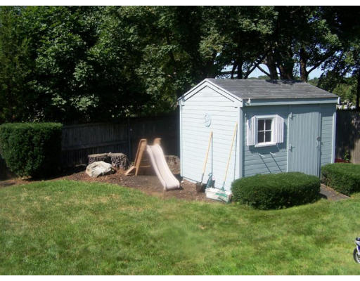 30 Keeling Road Wakefield, MA 01880 - Photo 8 of 8 Gallery Image 8