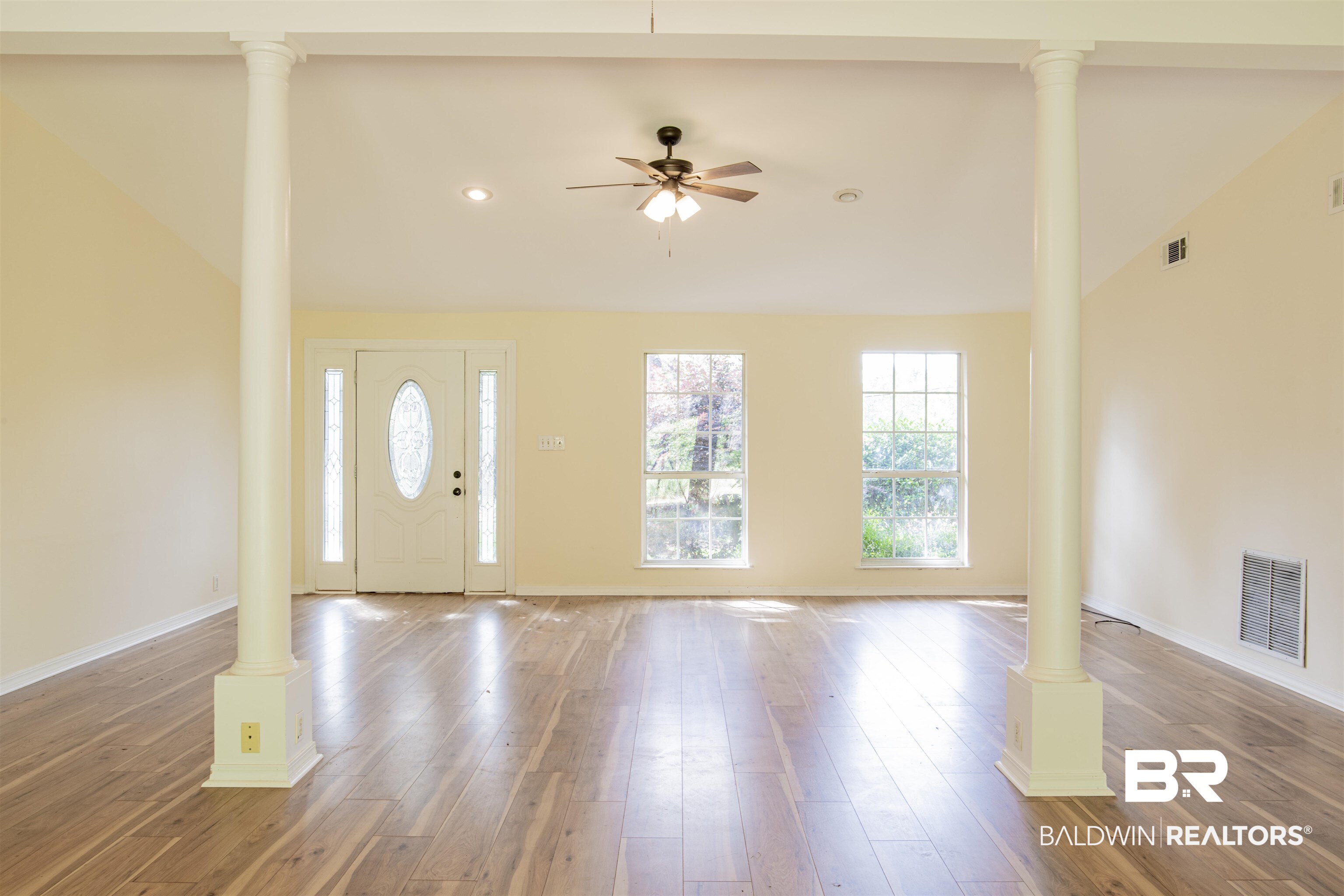 4158 Lake Circle North Mobile, AL 36693 - Photo 6 of 28