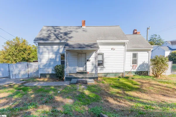$95,000 | 106 Williams Street, Laurens, SC 29360