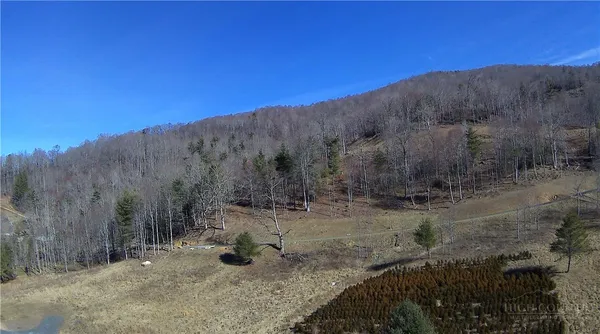 $129,900 | 3 Summit View Parkway, Spruce Pine, NC 28777