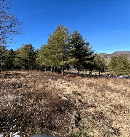 $129,900 | 3 Summit View Parkway, Spruce Pine, NC 28777