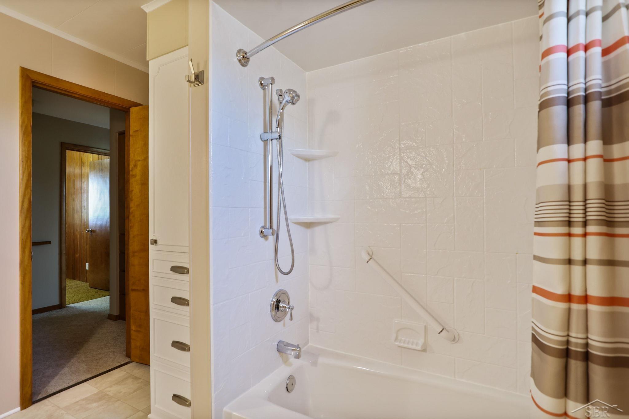 3406 South Reese Road Frankenmuth, MI 48734 - Photo 31 of 63 50114406-30.JPG