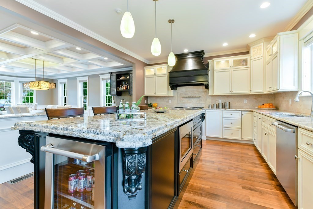 66 Hastings Road Dedham, MA 02026 - Photo 12 of 42 Gallery Image 12