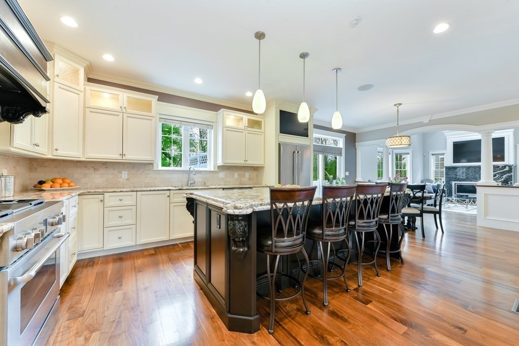 66 Hastings Road Dedham, MA 02026 - Photo 2 of 42 Gallery Image 2