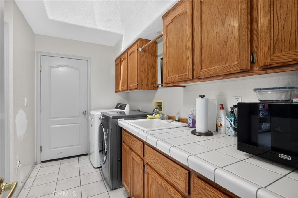 29560 Butterfield Way Tehachapi, CA 93561 - Photo 14 of 44