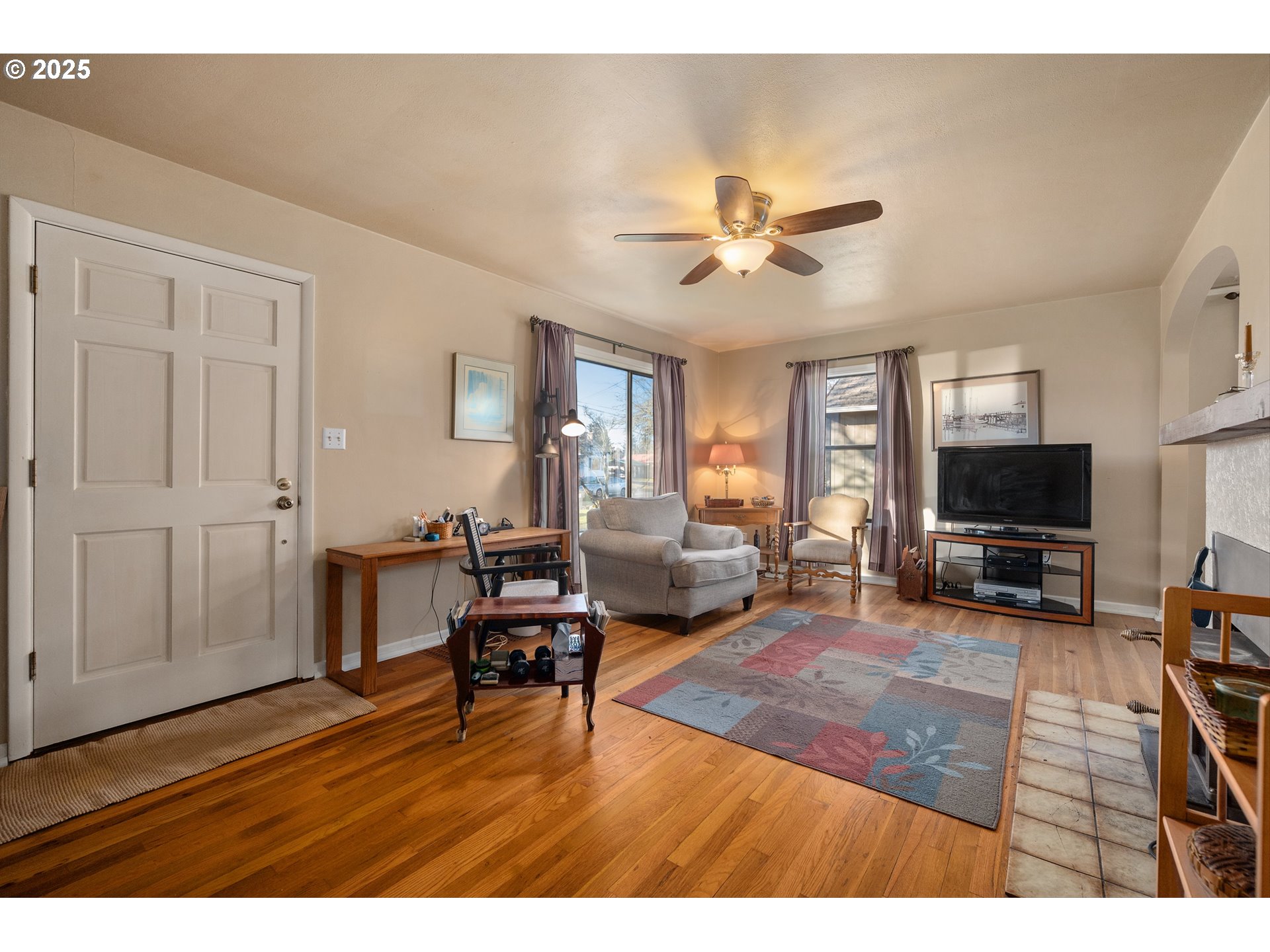 1358 Southwest Levens Street Dallas, OR 97338 - Photo 11 of 40 Gallery Image 11