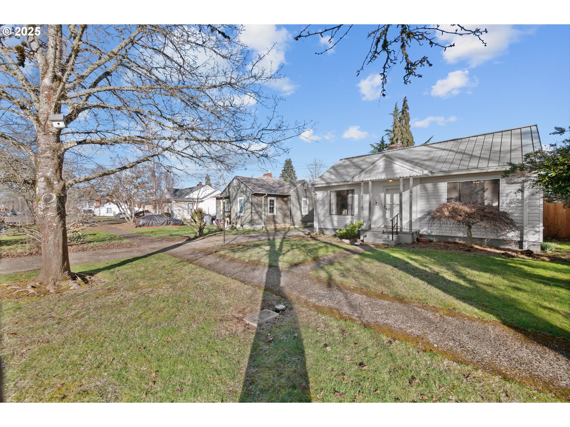 1358 Southwest Levens Street Dallas, OR 97338 - Photo 4 of 40 Gallery Image 4