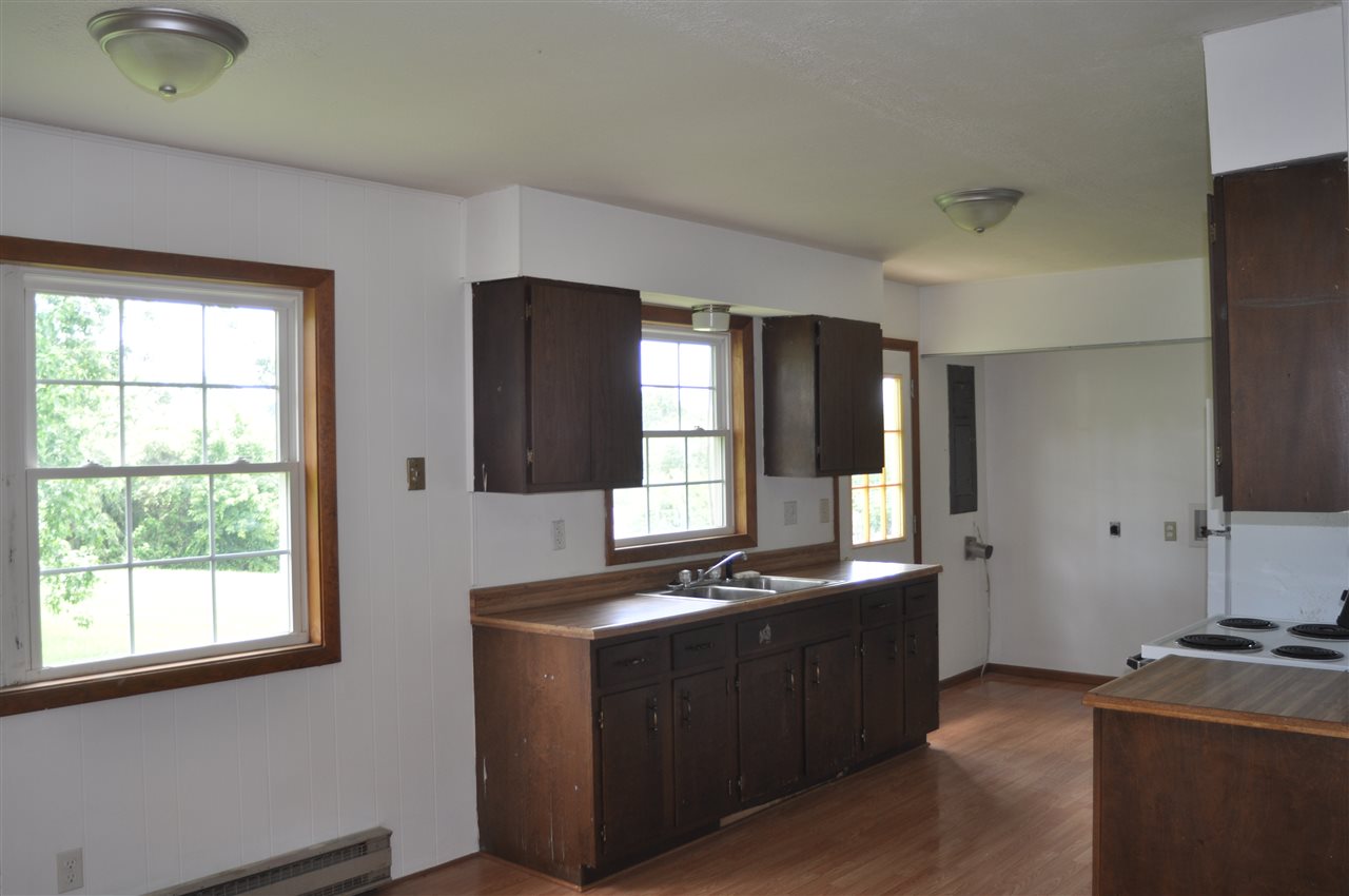 396 Red Hill Addition Springville, IN 47462 - Photo 4 of 10 Gallery Image 4
