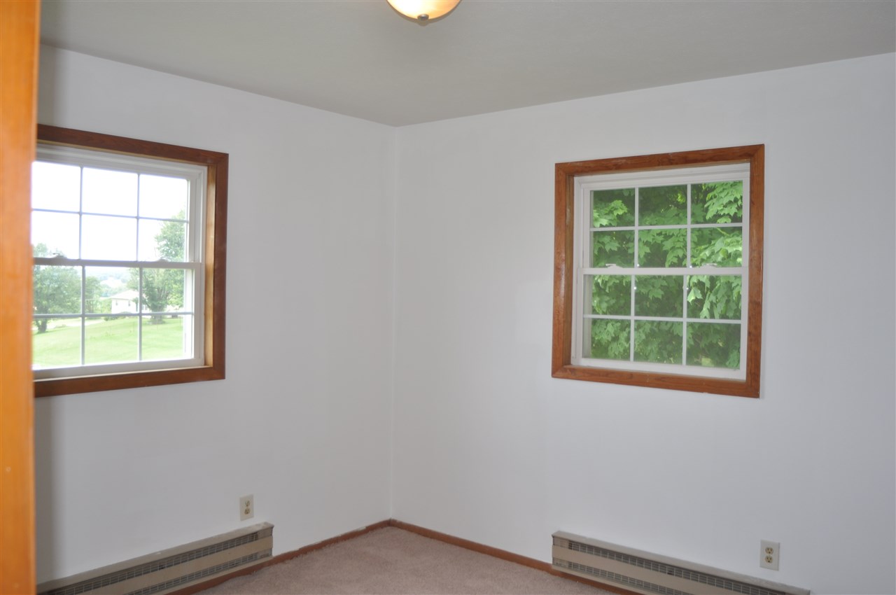 396 Red Hill Addition Springville, IN 47462 - Photo 8 of 10 Gallery Image 8