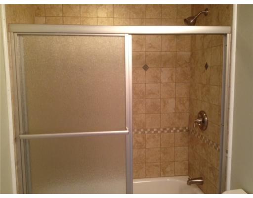 1666 Elderslee Road Baldwin, PA 15227 - Photo 3 of 9 Full Bath.