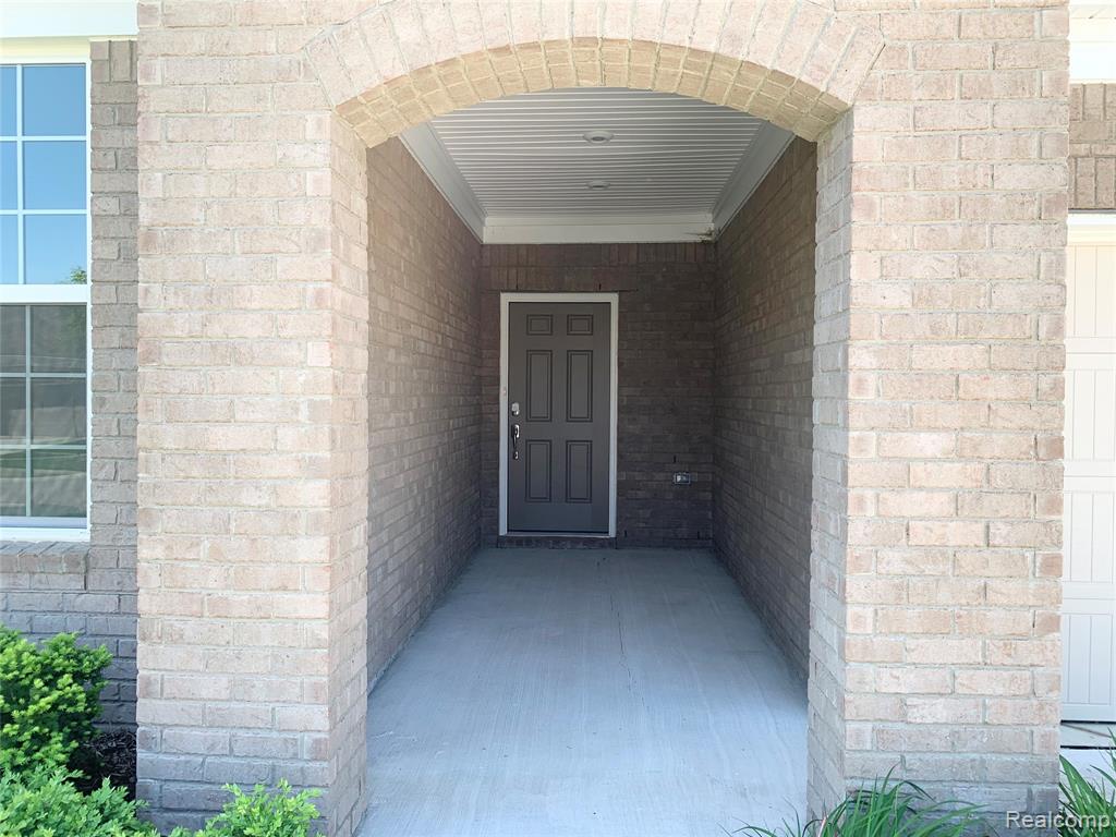 50263 Fowler Road Canton, MI 48188 - Photo 3 of 14