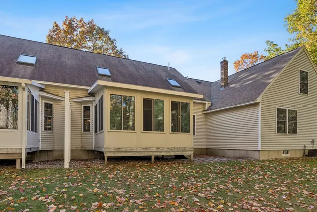 $529,900 | 22 Winchester Court, Unit 22, Kennebunk, ME 04043