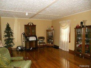 74701 Dequindre Road Leonard, MI 48367 - Photo 5 of 14 4