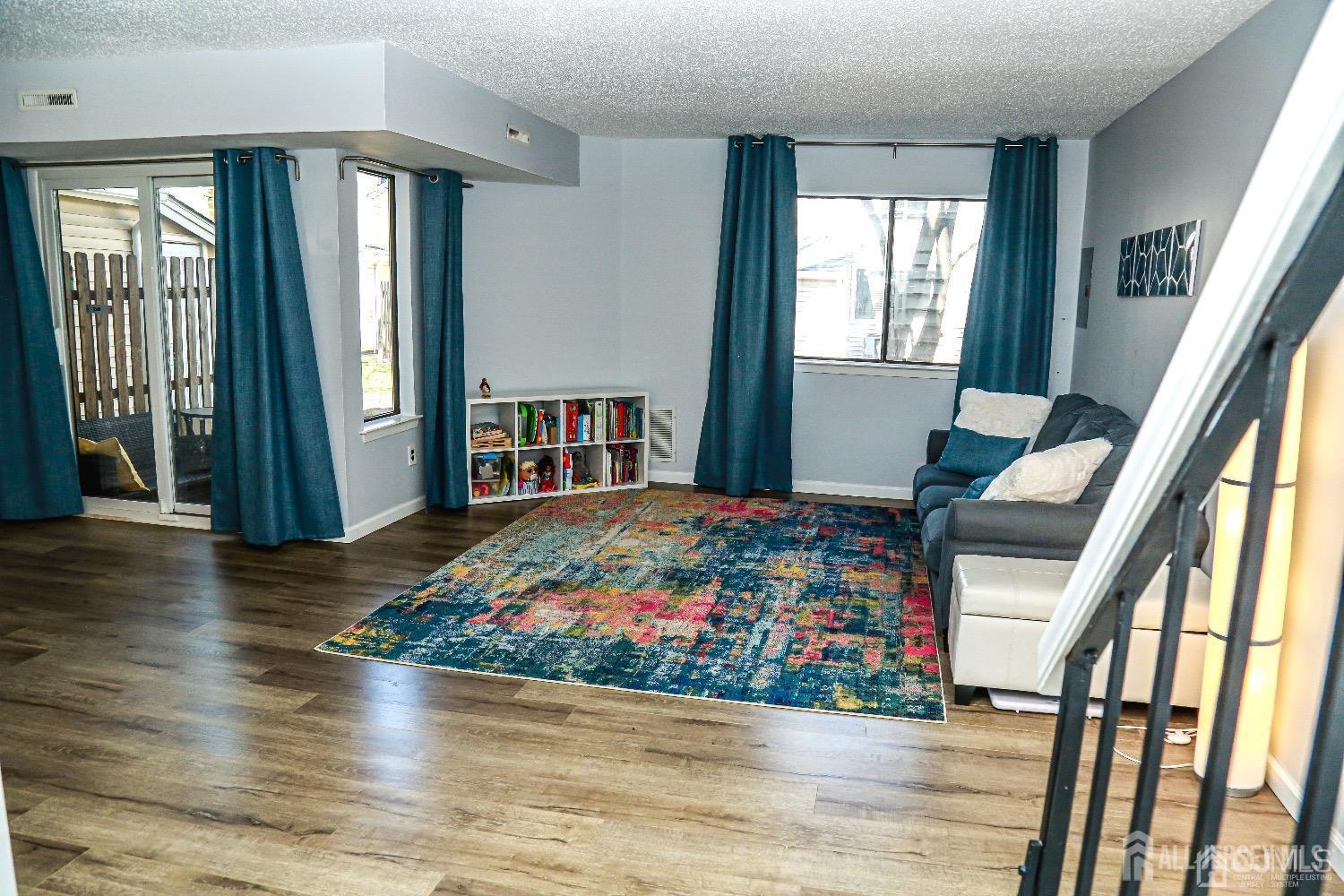 5805 Hana Road Edison, NJ 08817 - Photo 12 of 33