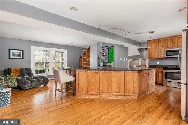 $979,900 | 5808 Wood Laurel Court, Burke, VA 22015