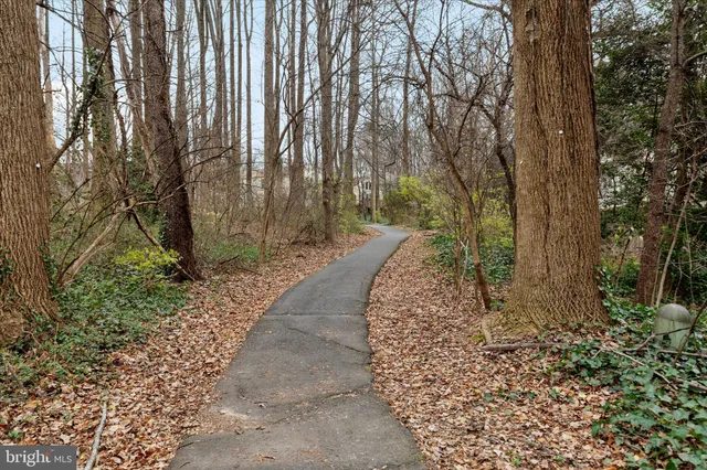 $979,900 | 5808 Wood Laurel Court, Burke, VA 22015