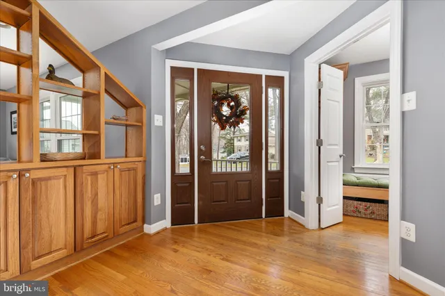 $979,900 | 5808 Wood Laurel Court, Burke, VA 22015