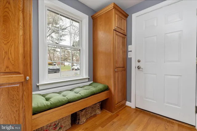 $979,900 | 5808 Wood Laurel Court, Burke, VA 22015