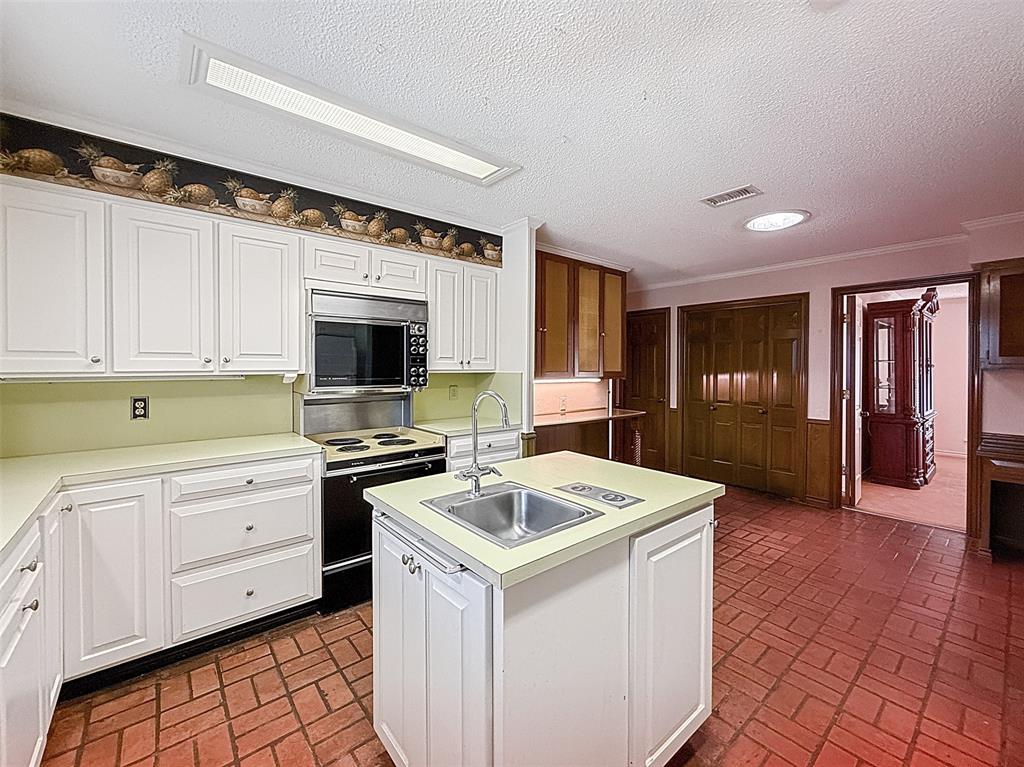 13001 Stonebridge Road Argyle, TX 76226 - Photo 13 of 40