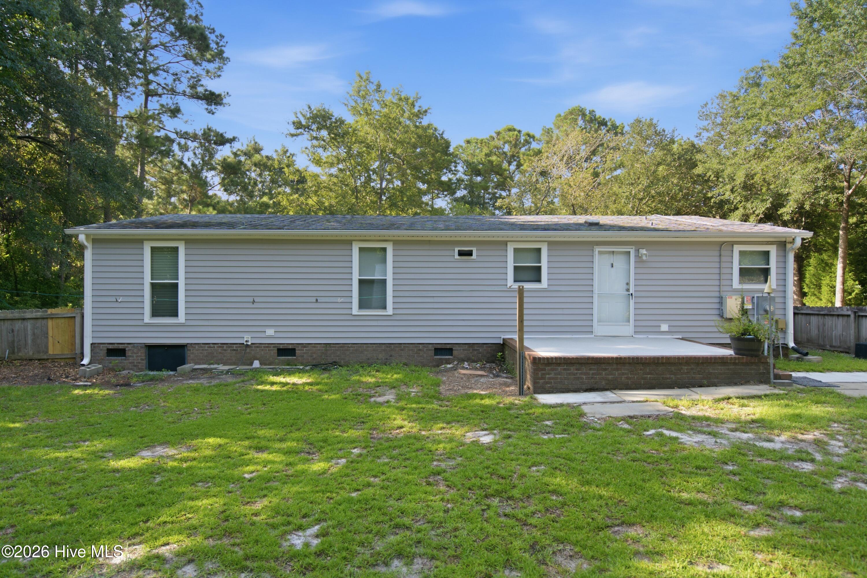 295 Groves Point Circle Hampstead, NC 28443 - Photo 46 of 54 Gallery Image 46