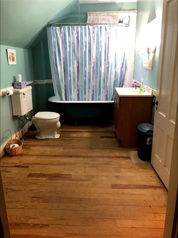 129 Switzerland Road Lewiston, ME 04240 - Photo 27 of 31 Second floor bathroom w/ clawfoot tub