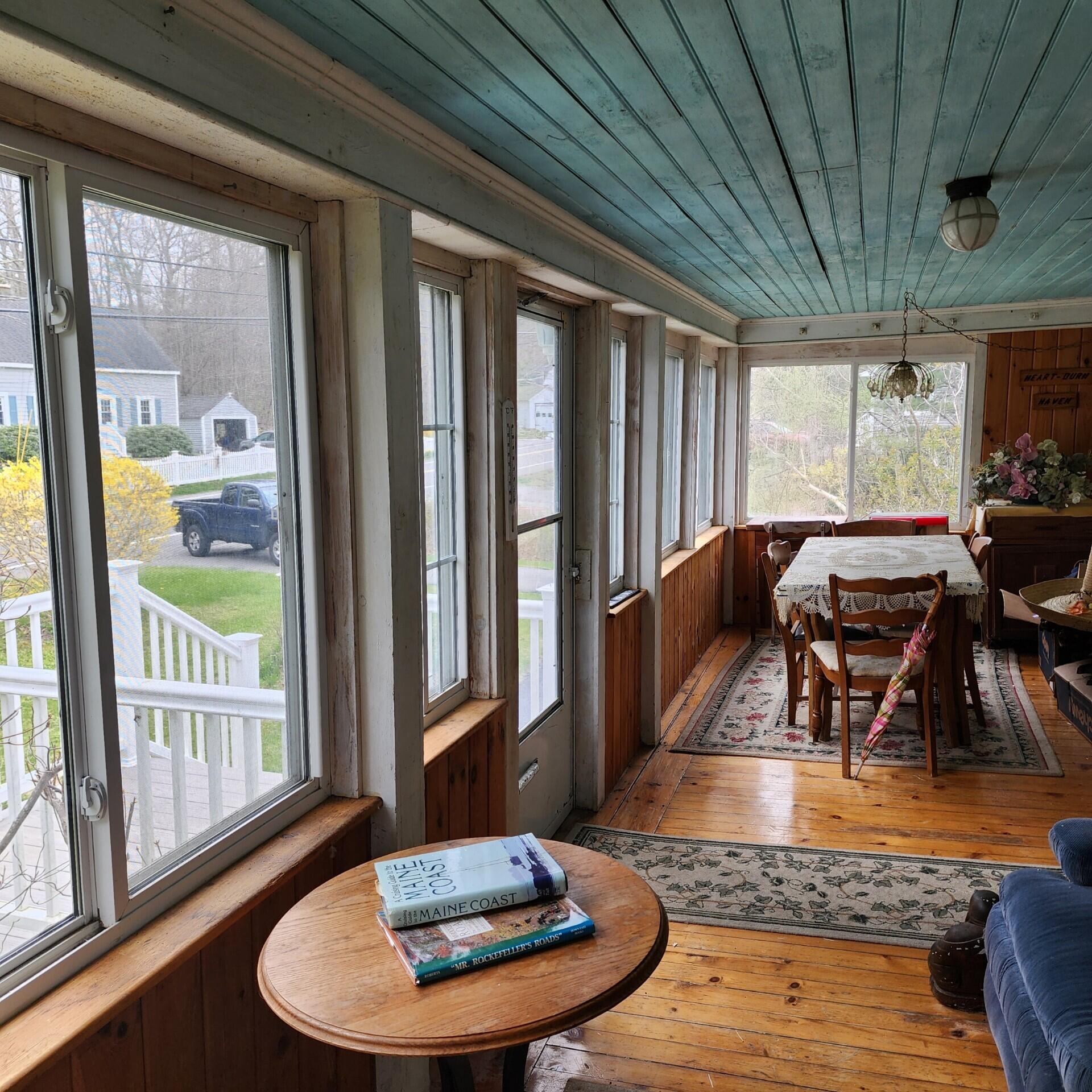 120 Cape Neddick Road York, ME 03909 - Photo 5 of 19 IMG_20240504_193642 (8)