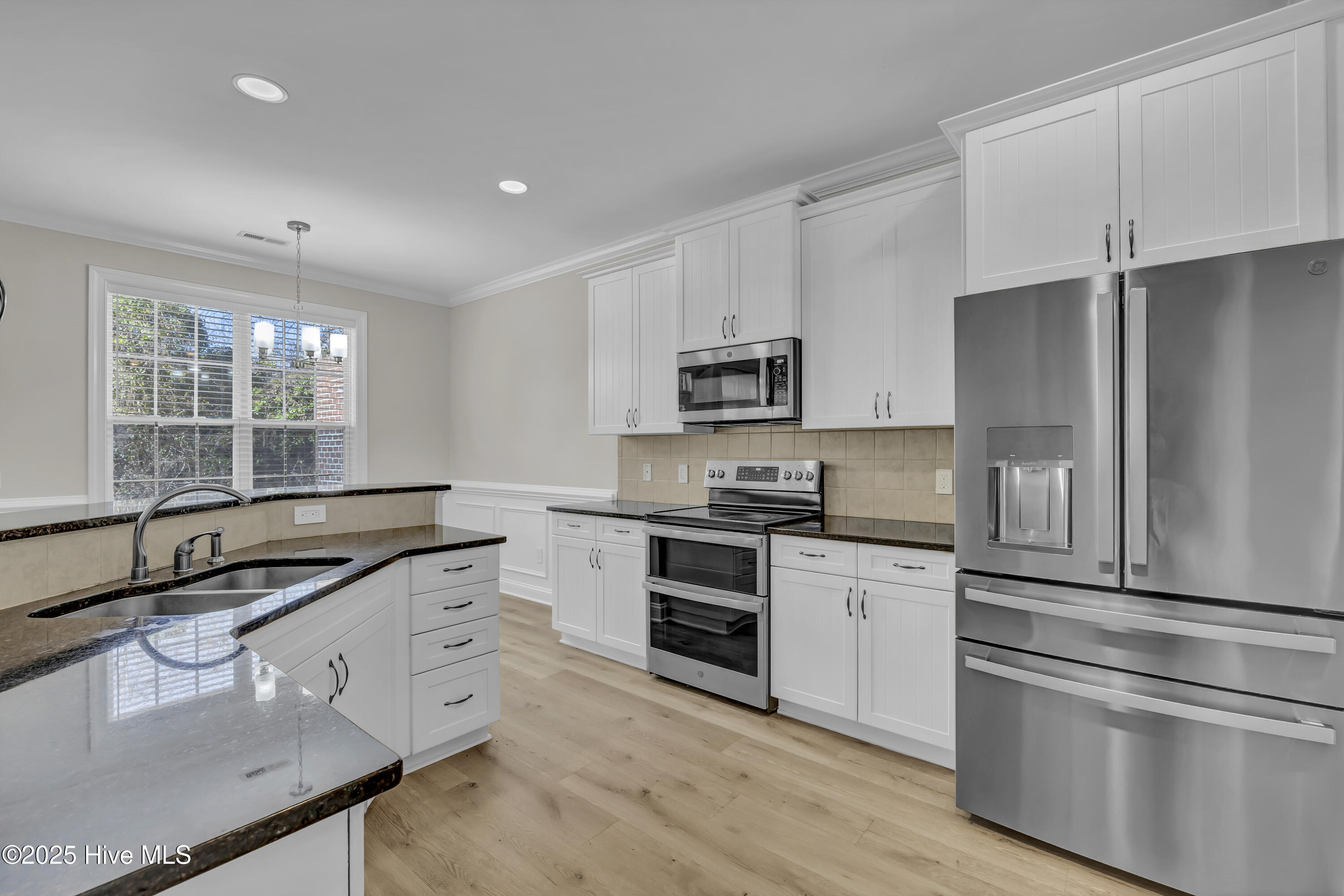 4844 Whitner Drive Wilmington, NC 28409 - Photo 11 of 27 IMG_5247