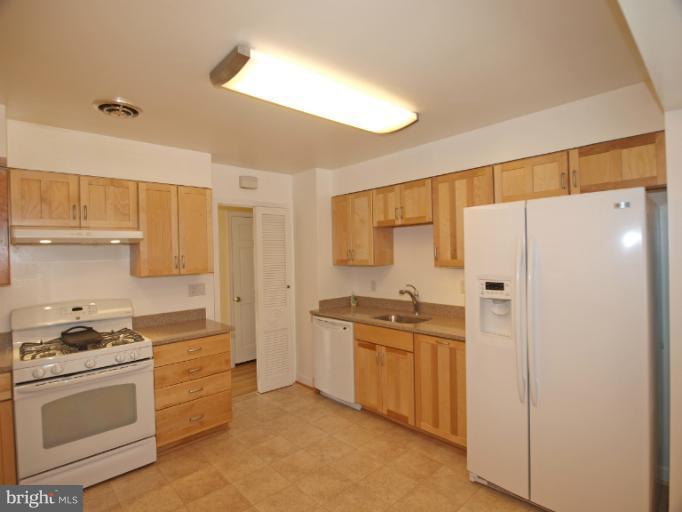 1820 Reedie Drive Silver Spring, MD 20902 - Photo 2 of 25 Kitchen View 1
