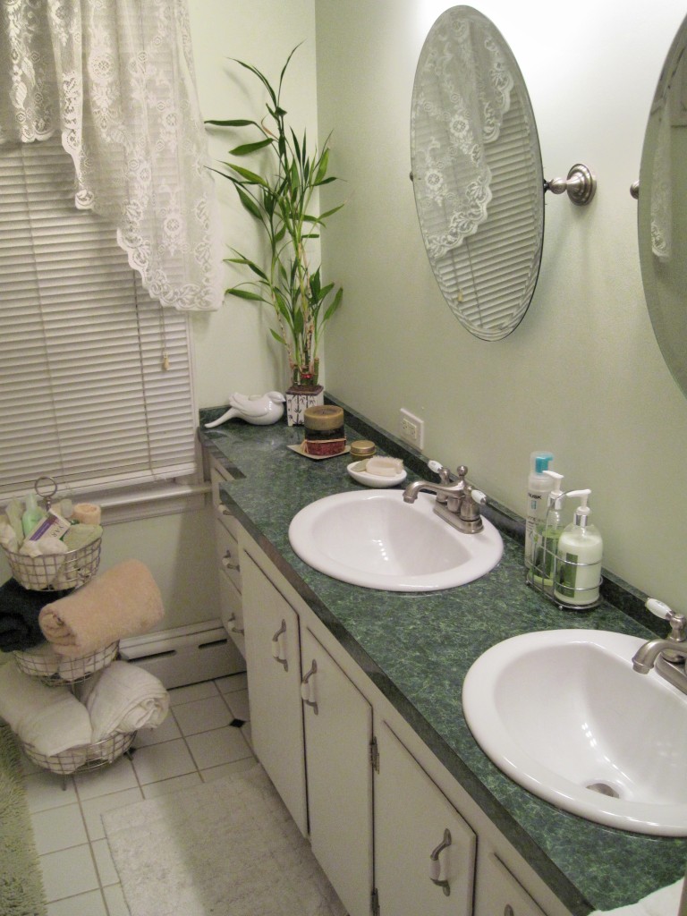 685 Holmes Road Pittsfield, MA 01201 - Photo 10 of 17 Main Floor Full Bathroom