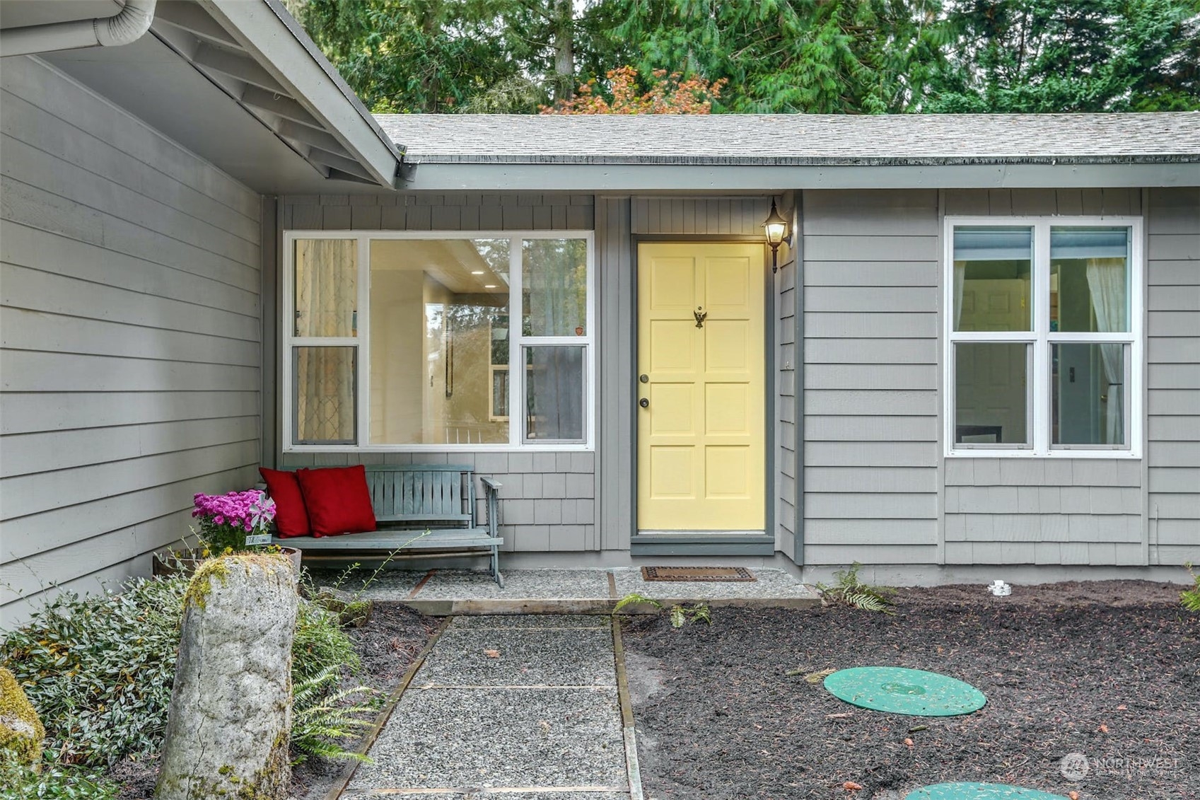 14268 145th Place Southeast Renton, WA 98059 - Photo 2 of 28 Gallery Image 2