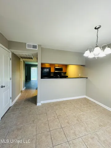 $1,350 | Undisclosed Address, Ocean Springs, MS 39564