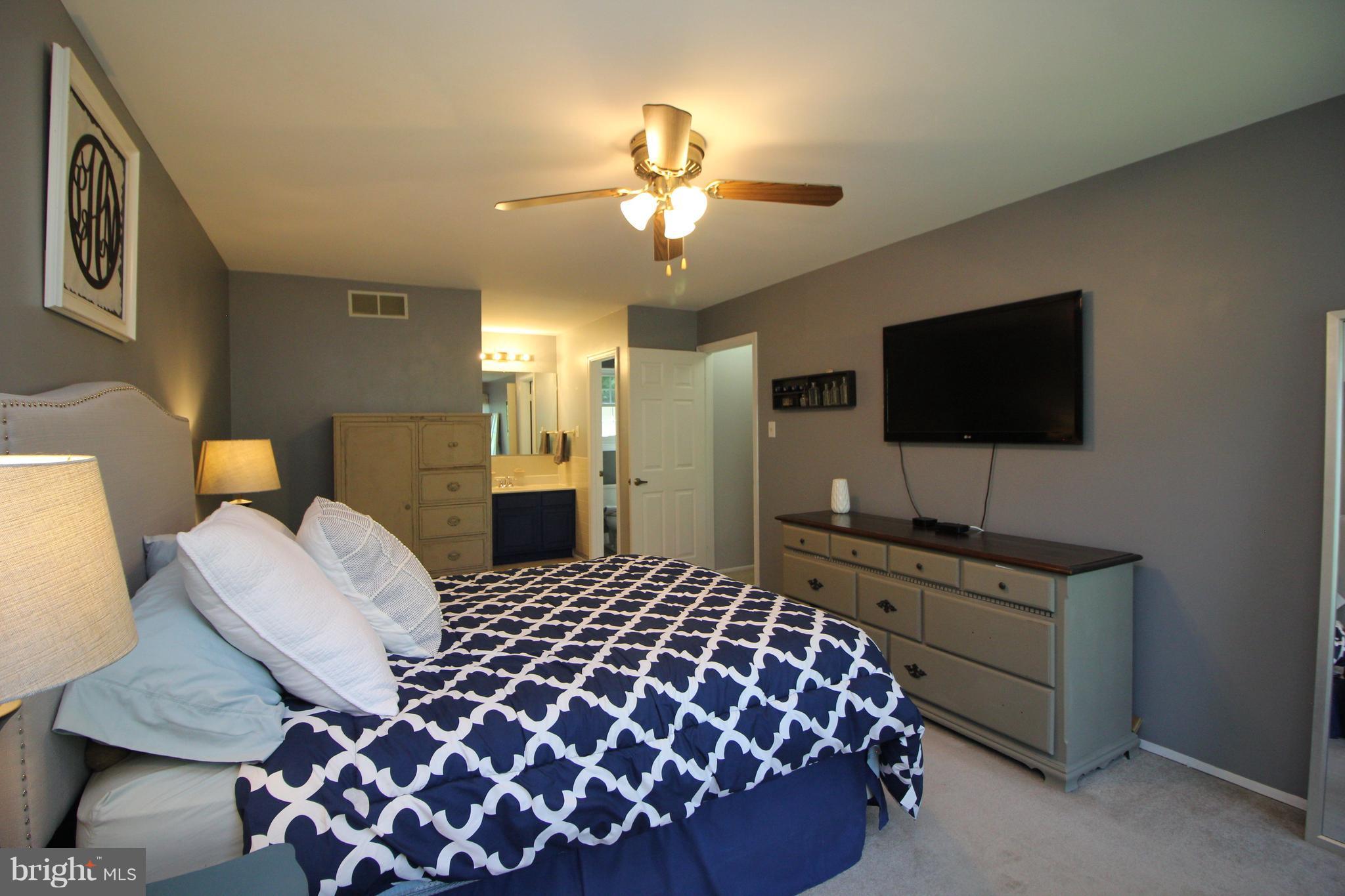 8543 Autumn Rust Road Ellicott City, MD 21043 - Photo 22 of 30 Bedroom (Master)